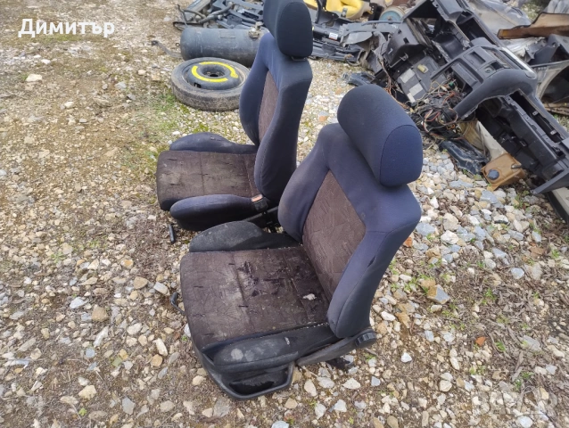 Седалки Предни Рекаро За Фолксваген Голф 3 1993г / VW Golf 3 1993y, снимка 2 - Части - 53901197