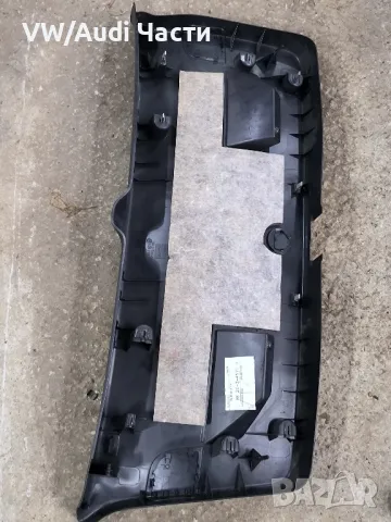 Кора заден капак багажник за Голф 5 Volkswagen Golf 5 1K6867601D, снимка 2 - Части - 50437558