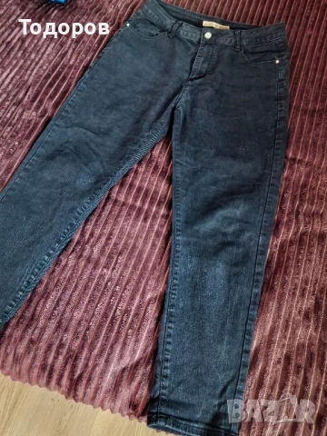 Дамски дрехи Л/ХЛ, снимка 4 - Тениски - 51896112