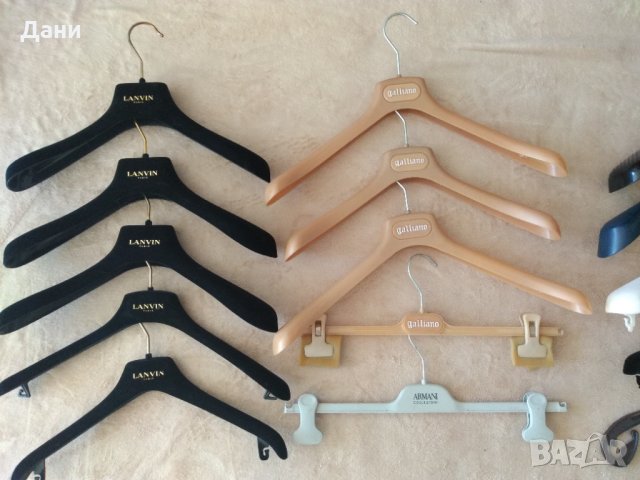Закачалки Lanvin, Baldinini , John Galliano, Armani ,  Giambattista Valli