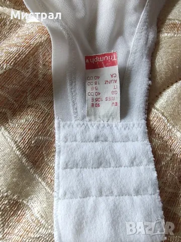  Сутиен Triumph голяма чашка 90E, снимка 3 - Бельо - 49603096