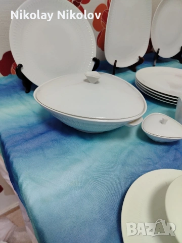 порцеланов сервиз Hutschenreuther , снимка 3 - Сервизи - 53330637