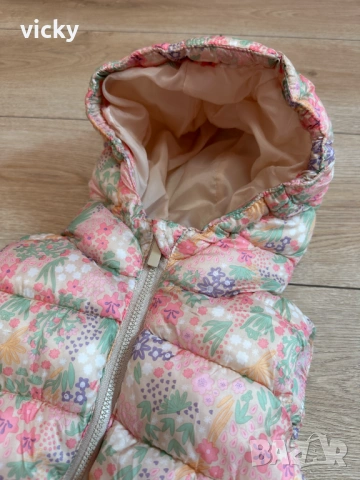Елек/грейка с флорални мотиви Reserved, размер 86 и 98, снимка 9 - Детски якета и елеци - 46421085