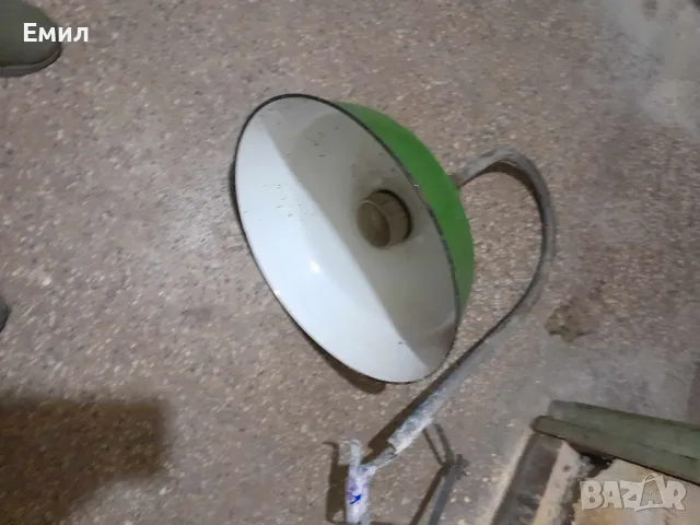 Индустриална лампа зелена с поставка за стена, снимка 6 - Външни лампи - 47485581