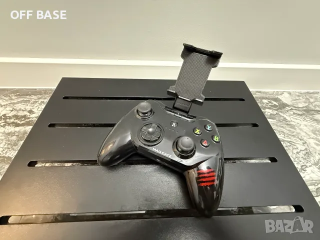 Гейминг джойстик MadCatz за смартфон, снимка 2 - Джойстици и геймпадове - 56298473