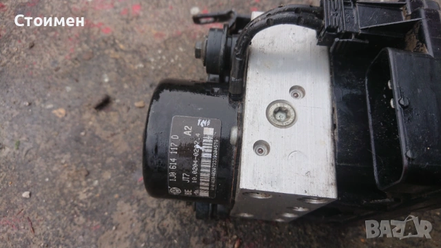 Помпа abs голф 4