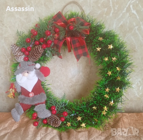Коледен венец, снимка 3 - Декорация за дома - 52534779