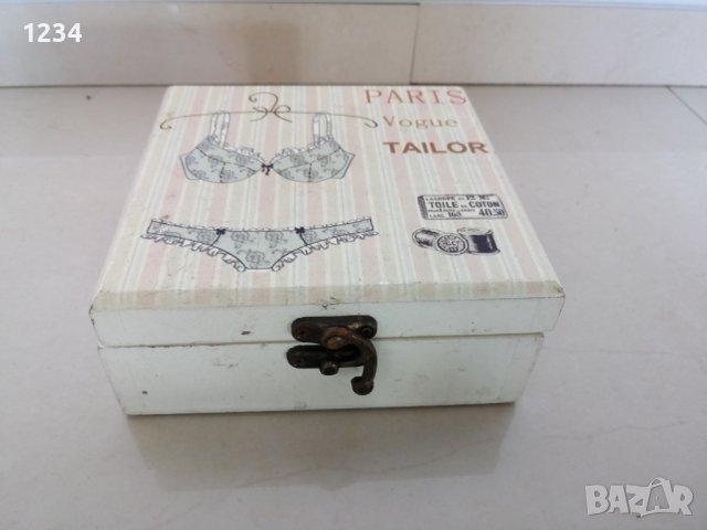 Дървена кутия 15 х 15 h 6 cm. , снимка 1 - Други стоки за дома - 37288648
