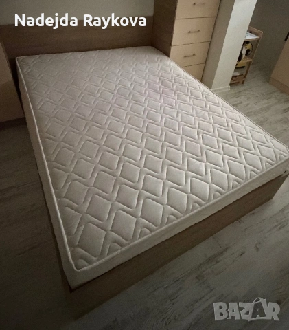 Спалня с матрак 140/190