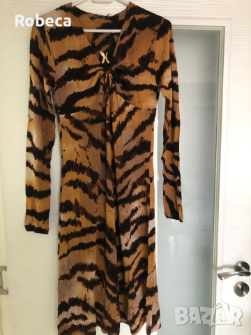 Рокля Roberto Cavalli, снимка 2 - Рокли - 44725497