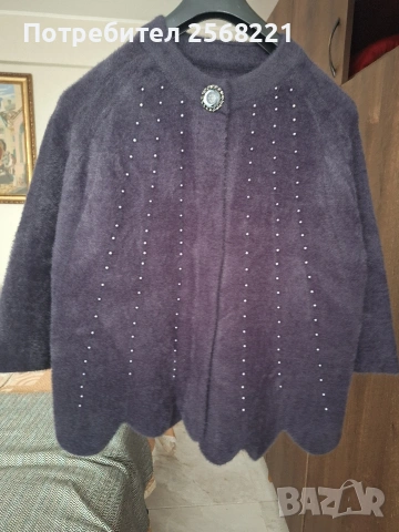 Продавам елегантно дамско яке/жилетка 