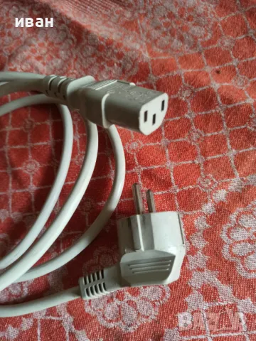 Захранващ кабел за компютър