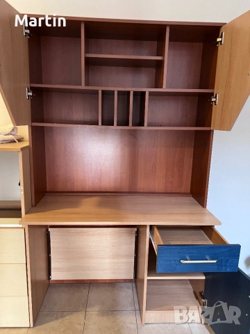 Детско бюро с надстройка, снимка 2 - Мебели за детската стая - 53295113