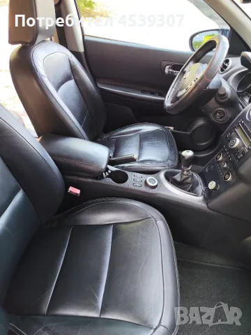 Nissan Qashqai Tekna 4x4, снимка 8 - Автомобили и джипове - 56334400