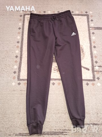 Adidas  Модел 2022Г.   Дамско  Долнище  M, снимка 3 - Спортни екипи - 42878528