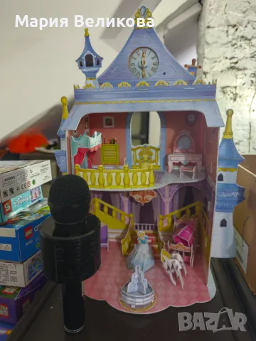 Микрофон и къщичка, снимка 1