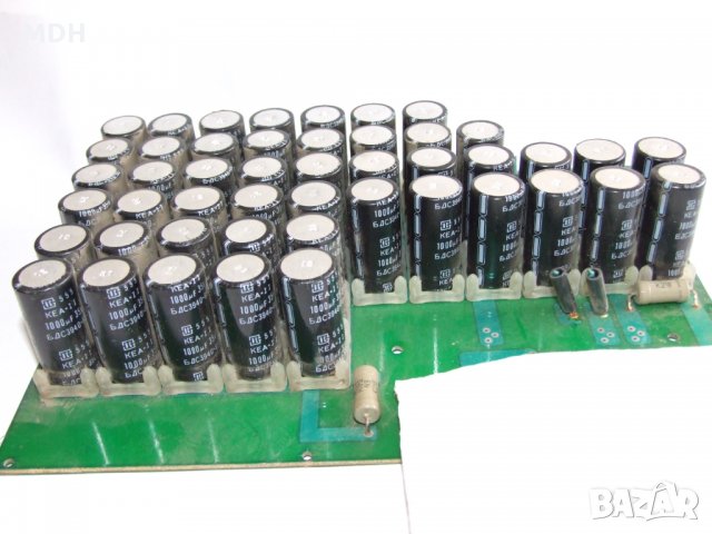 платка с кондензатори  1000 мф - 35 в, снимка 1 - Друга електроника - 35105121