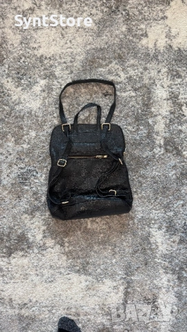 Стилна дамска раница от естествена кожа – черна, многофункционална, снимка 8 - Раници - 53048282