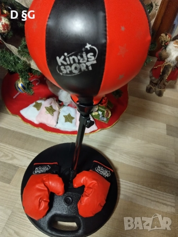 Детска боксова круша.