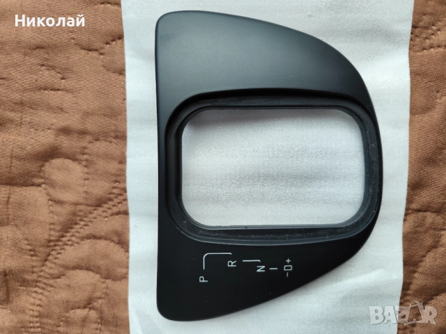 Mercedes Viano w639 ,панел за скоростен лост