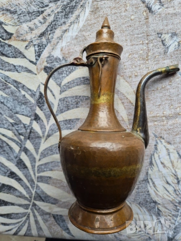 Стар меден ибрик