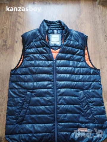 lindbergh - страхотен мъжки елек L, снимка 3 - Други - 52281694