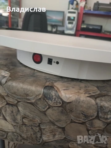 Презентационна въртяща маса 42см, снимка 2 - Друга електроника - 50804667