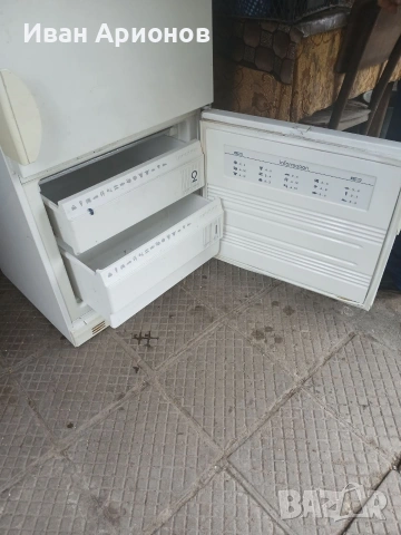 Продавам комбиниран хладилник Либхер, снимка 2 - Хладилници - 54018542
