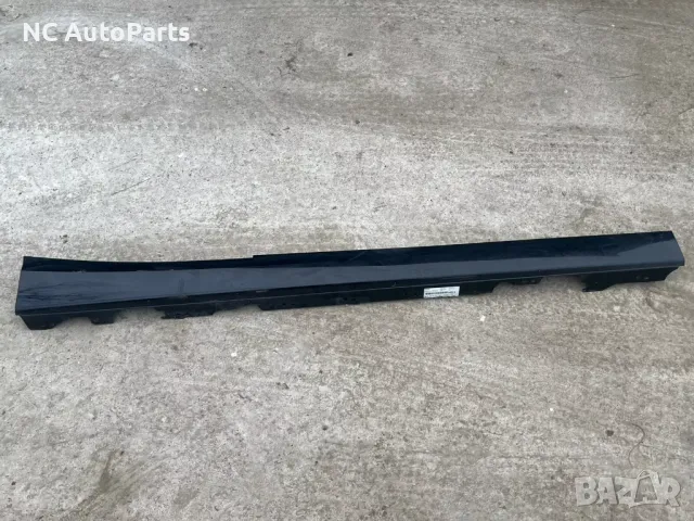 Дясен страничен праг лайсна за BMW БМВ 1 серия F21 Sport 3 врати Черен 871138728 15857711 2013, снимка 2 - Части - 48946462