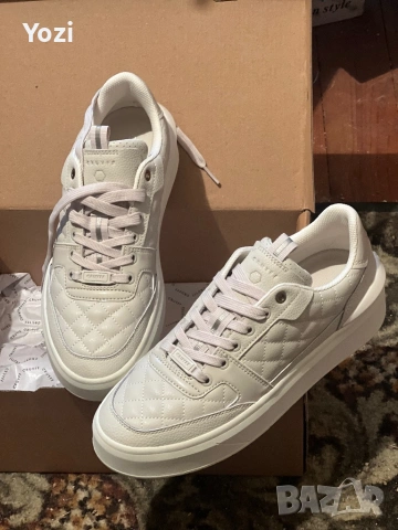 Обувки нови, снимка 2 - Маратонки - 54337285