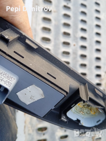 Volkswagen VW Golf Mk5 2006 Превключвател ,бутони за Ел стъкла копчета  1K4868050B