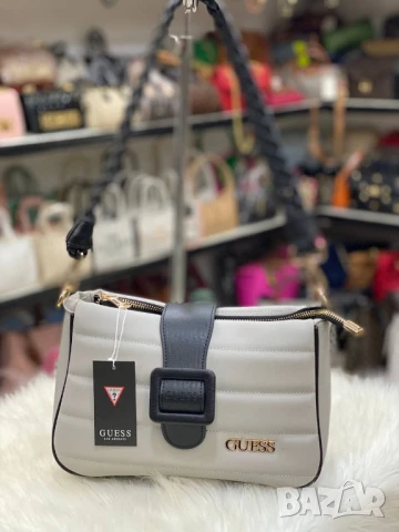чанти guess , снимка 5 - Чанти - 50747080
