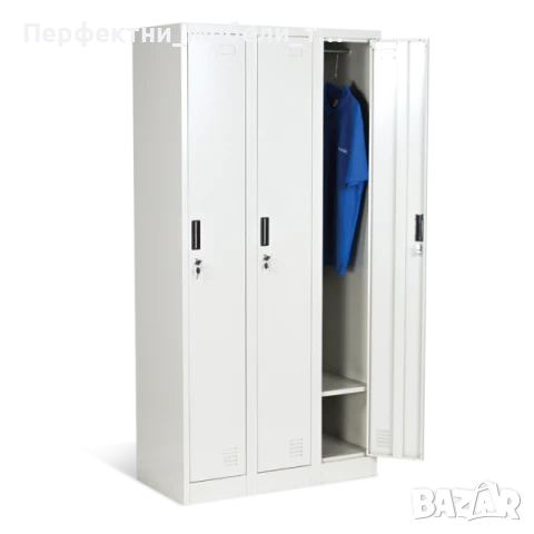 Ниски персонални метални гардероби с крака 3 врати-на склад, снимка 2 - Гардероби - 51218756