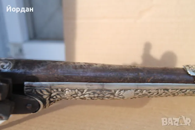 Кремъчен пистолет със сребърен обков, снимка 5 - Други ценни предмети - 47634044