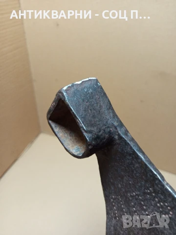 Соц Стара Ръчно Кована Мотика Чапа Номер 1. Тегло 0.650кг., снимка 10 - Антикварни и старинни предмети - 50704754