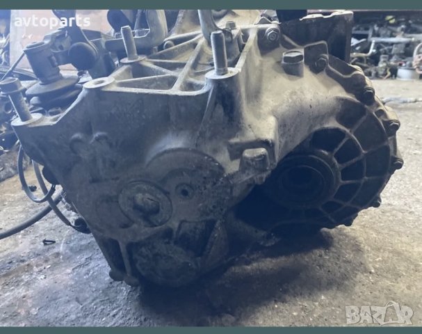 Mazda 6 2007година 2.0d 121кс 6скорости ръчка Скоростна кутия, снимка 5 - Части - 40719159