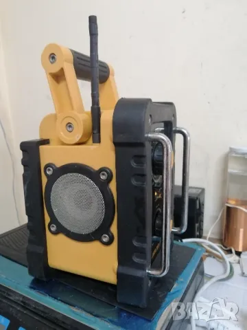 FM/AM радио SANGEAN Utility Radio U2, снимка 4 - Радиокасетофони, транзистори - 49644660