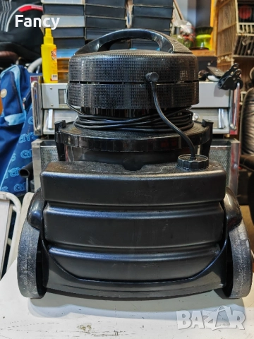 Перяща прахосмукачка Rovus, снимка 4 - Прахосмукачки - 51437989