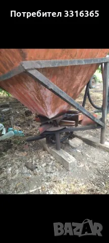 Торачка с вместимост 600 кг с хидравлична помпа , снимка 2 - Селскостопанска техника - 47816453