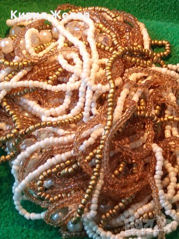 ВЕЛИКОЛЕПНА МЪНИСТЕНА ОГЪРЛИЦА ХИЛЯДИ РЪЧНО НИЗАНИ ЗВЕНА МЪНИСТА РЕТРО НАКИТ БИЖУ 34663