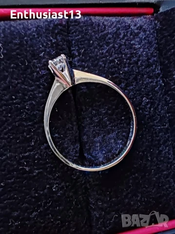 Чисто нов диамантен пръстен от бяло злато!, снимка 2 - Пръстени - 50533234