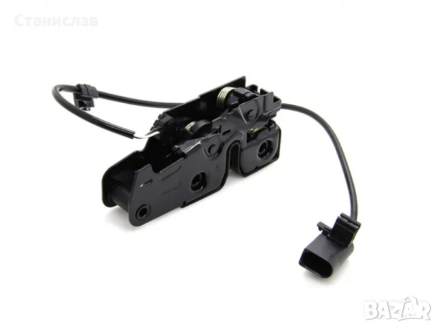 Audi R8 42 Машинка за заключване на преден капак , снимка 8 - Части - 50186720