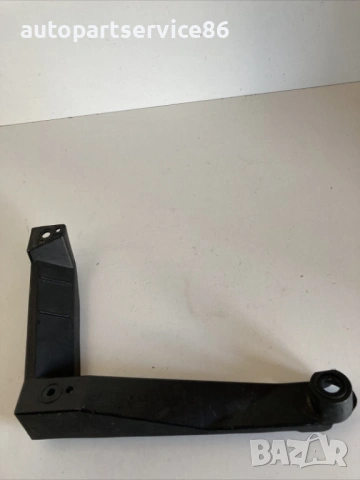 Конзола за броня задна лява за Volkswagen Touareg (2005) 7L6807861