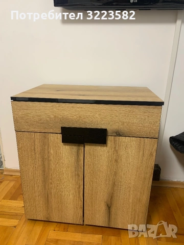 Продавам скрин в отлично състояние без забележки купен преди две седмици, снимка 2 - Скринове - 53225044