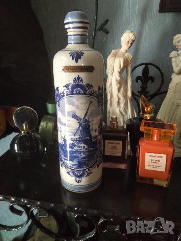 Делфт порцеланова бутилка 