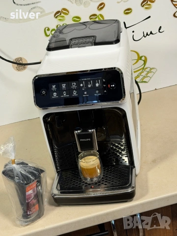 Кафемашина кафе автомат Philips EP3243 с гаранция, снимка 3 - Кафемашини - 54118340