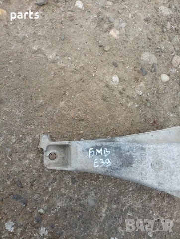 Дясна Лапа Двигател БМВ 5 E39 2.5TDS - 1092426, снимка 5 - Части - 54061652