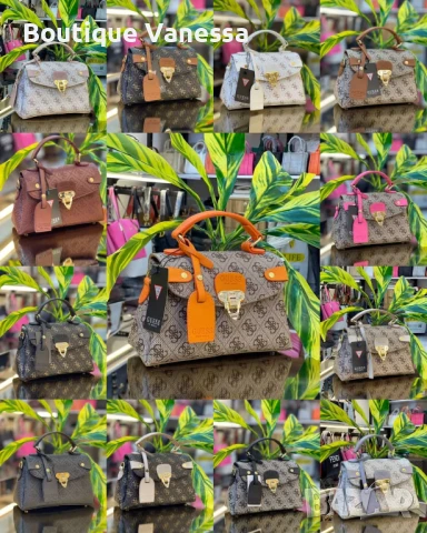 Дамска чанта Guess 