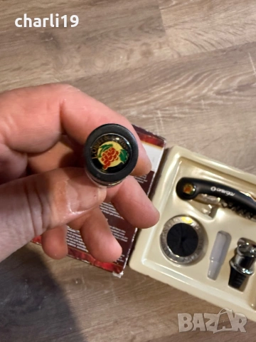 Луксозен комплект за вино, снимка 3 - Аксесоари за кухня - 53272468