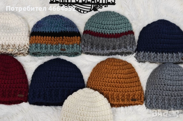 Унисекс ръчно плетена шапка „Алекс“ – ръчна изработка, модерен дизайн, снимка 6 - Шапки - 52592093